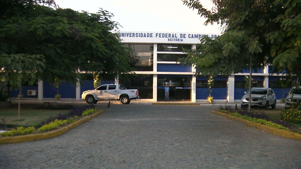 Após MEC anunciar corte de verbas, secretário de Planejamento da UFCG diz que universidade terá perda de R$ 17,5 milhões em 2021