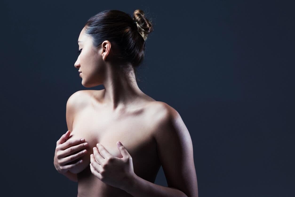 Instagram atualiza política e passa a aceitar fotos de seios femininos nus em três condições