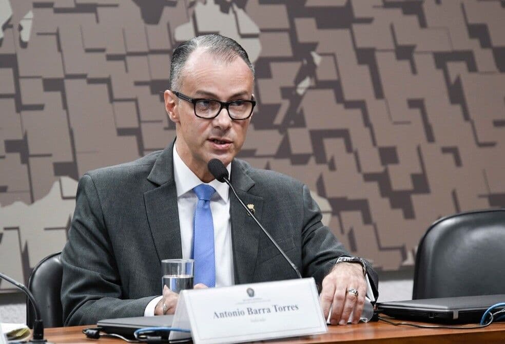Brasil terá vacina contra Covid-19 no 1º semestre de 2021, estima diretor-presidente da Anvisa