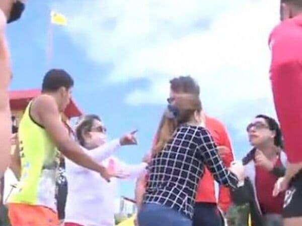 Repórteres da NSC TV, afiliada da Globo, são agredidos em praia em Florianópolis