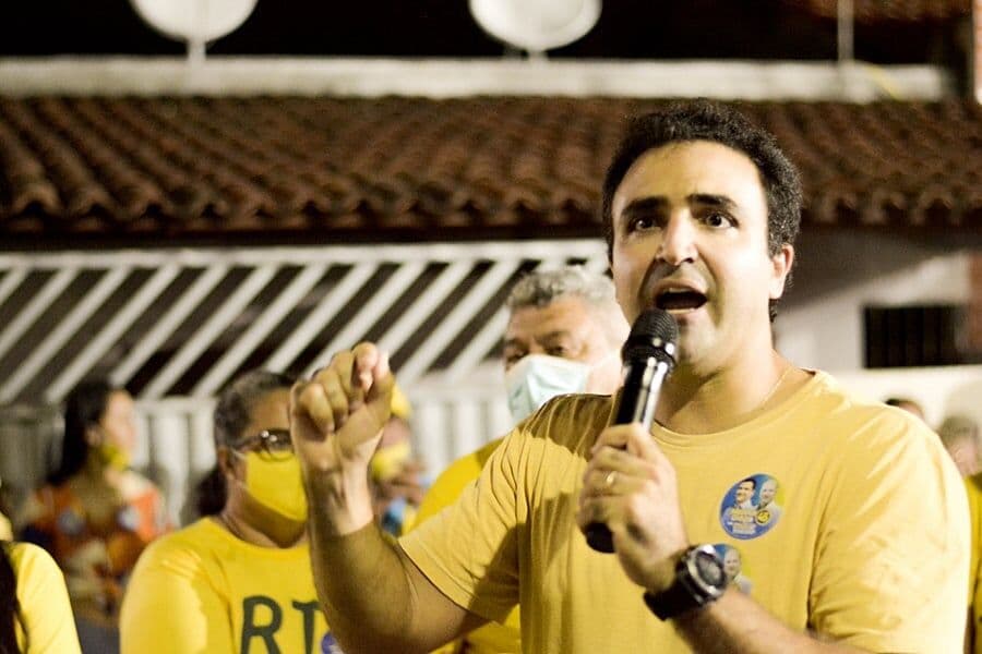 Juíza condena Marcus Diogo, Wellington de Oliveira e coligação a pagar multa de R$ 20 mil por carreata com aglomeração em Guarabira