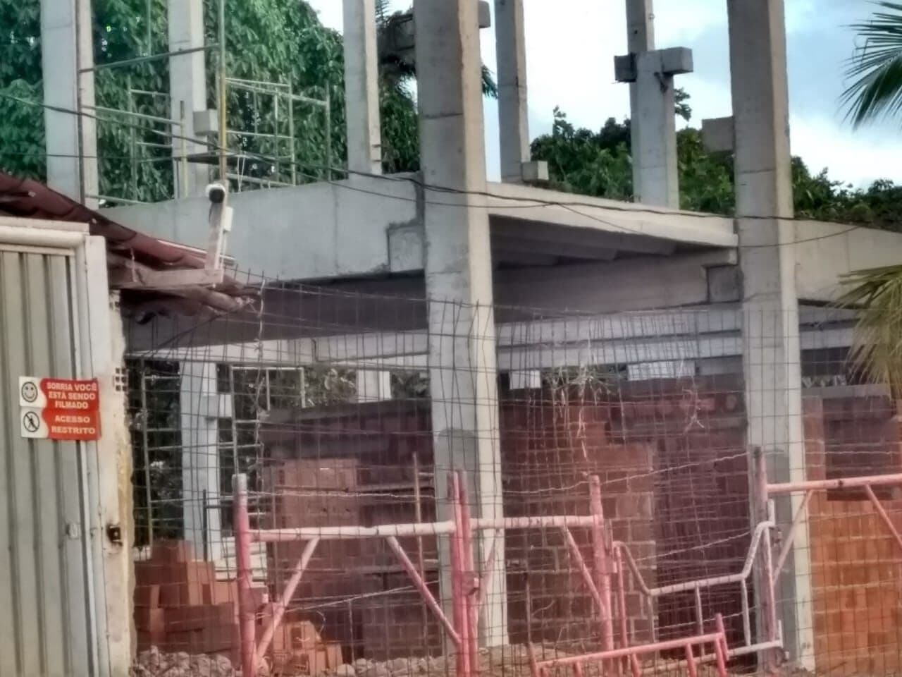 Escola em João Pessoa abre matrículas para turmas em 2021 com prédio ainda em fase inicial de construção