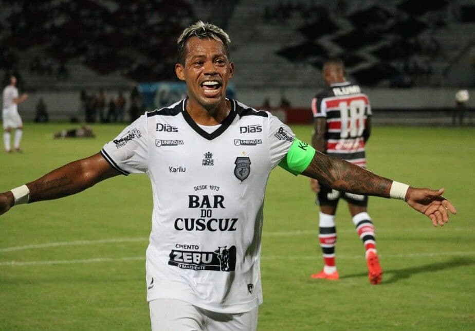Marcelinho Paraíba deixa aposentadoria e volta a jogar pelo Treze