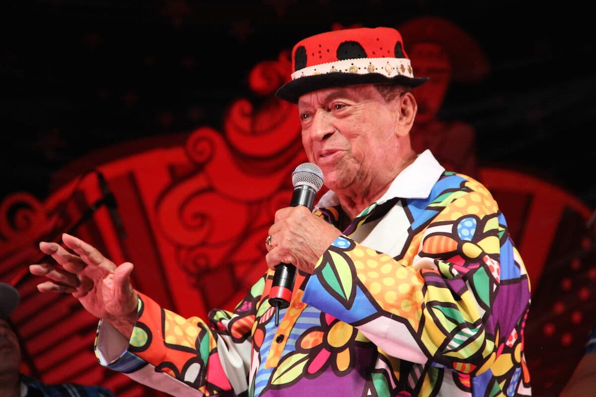 Cantor Genival Lacerda tem melhora e deve receber alta nesta sexta-feira após sofrer AVC