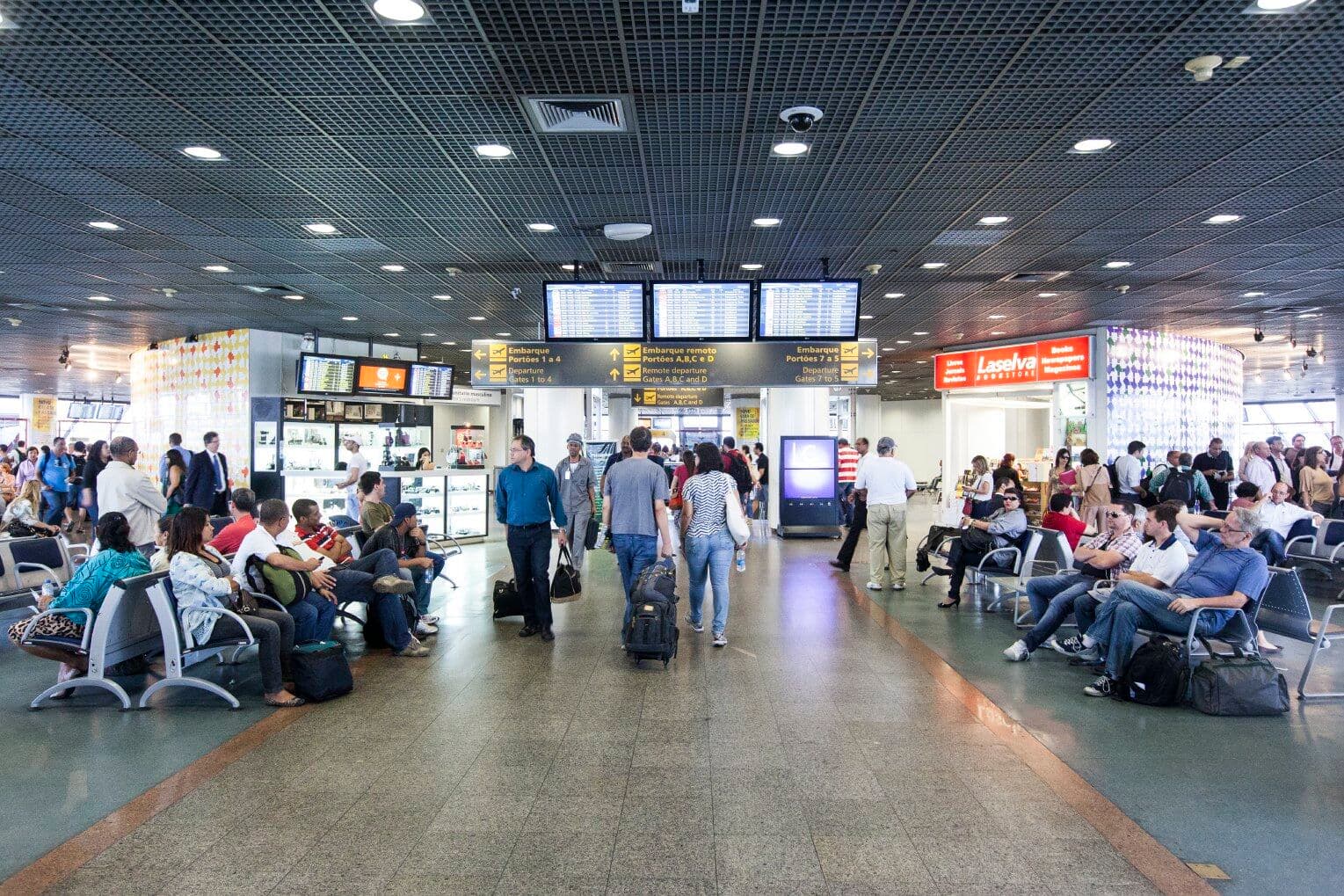 Movimento nos aeroportos deve ser 41% menor neste fim de ano