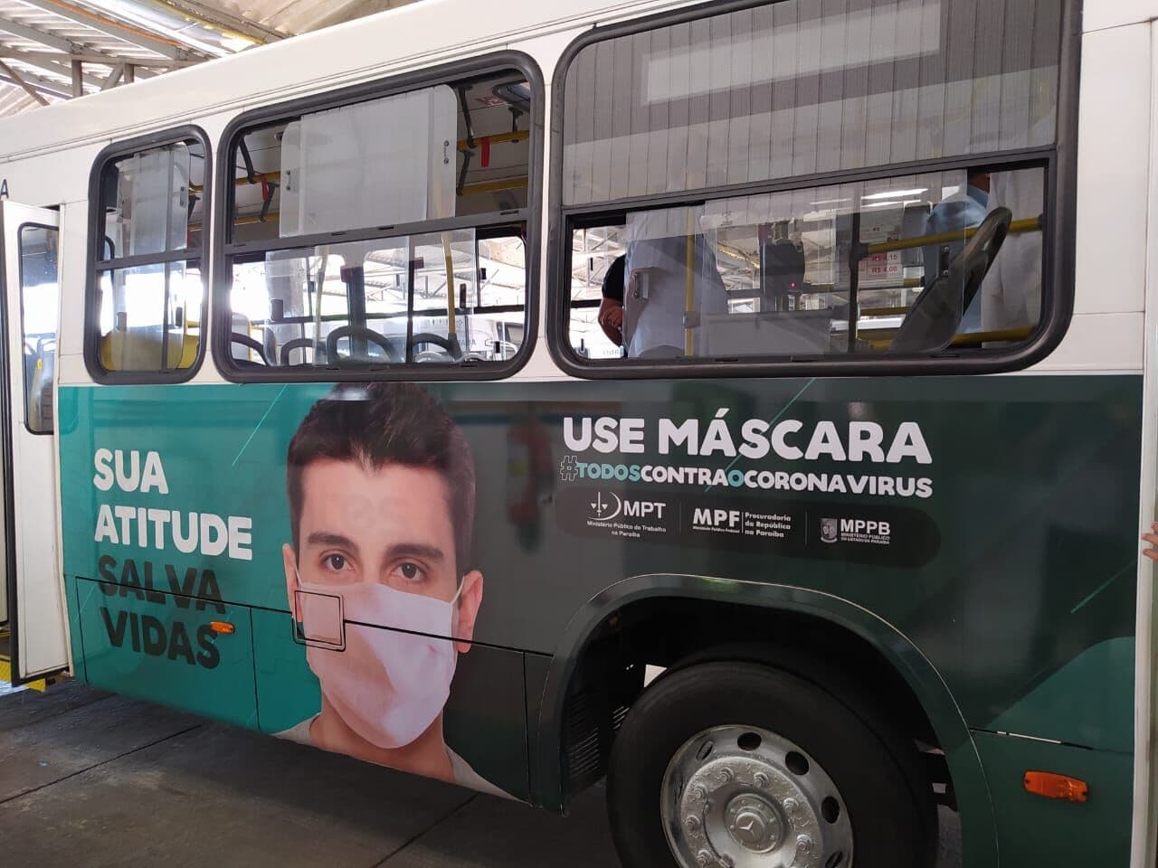 Ônibus terão lugares demarcados e dispensers de álcool em gel na volta do transporte público em João Pessoa