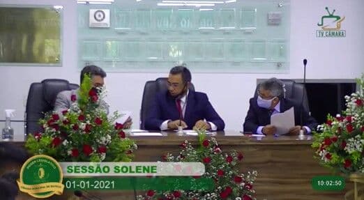 Vereadores de Bayeux tomam posse durante sessão solene na Câmara Municipal