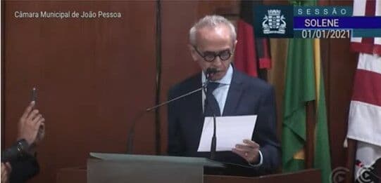 Em discurso de posse, Cícero Lucena cita prioridades na área da saúde e garante retorno seguro das aulas presenciais em João Pessoa