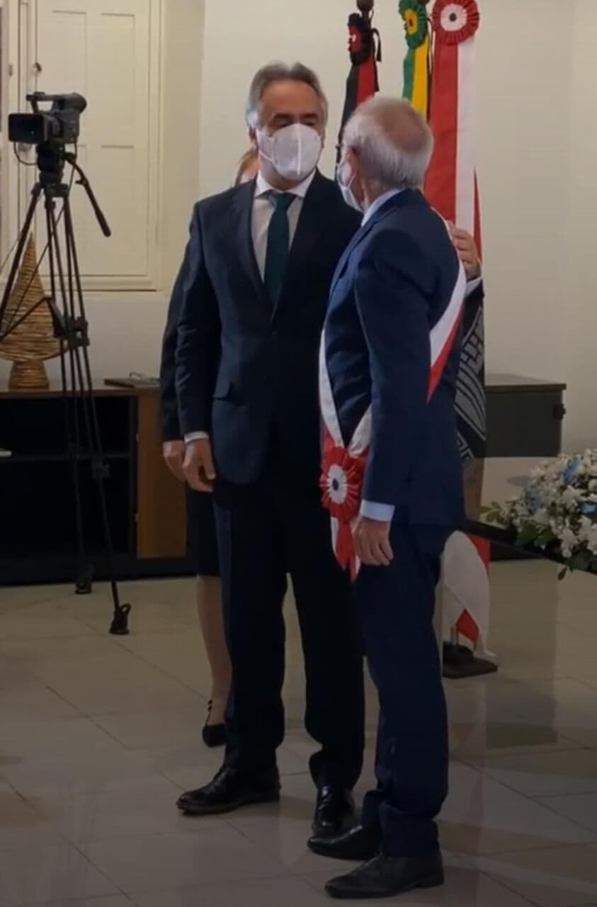 Cícero Lucena recebe faixa de chefe do Executivo Municipal de João Pessoa e garante que 'será rigoroso no uso dos recursos'