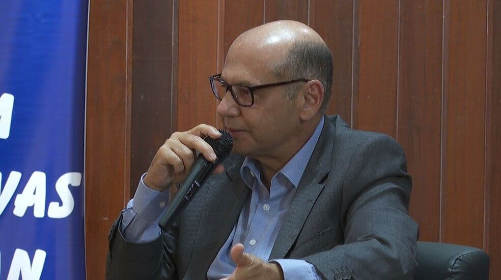 Vacina não reduzirá número de casos antes de maio, diz diretor do Butantan