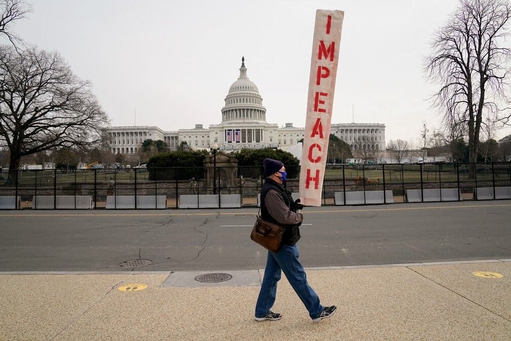 Democratas apresentam pedido de impeachment contra Trump