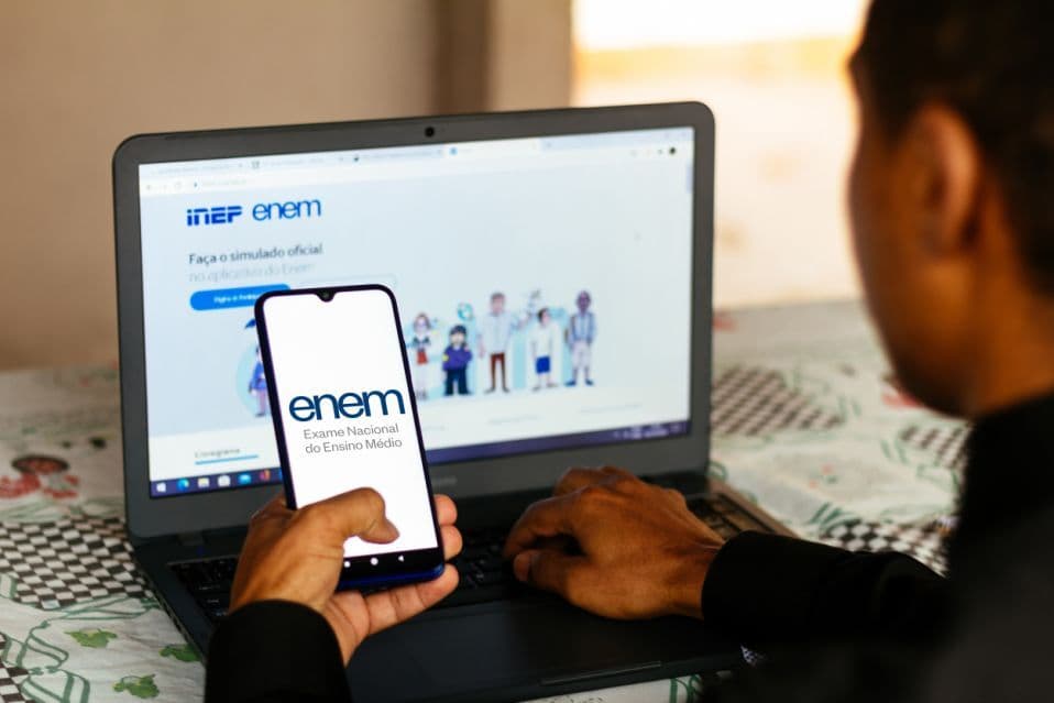 Com nova onda de Covid-19, Manaus não vai liberar escolas para realização do Enem