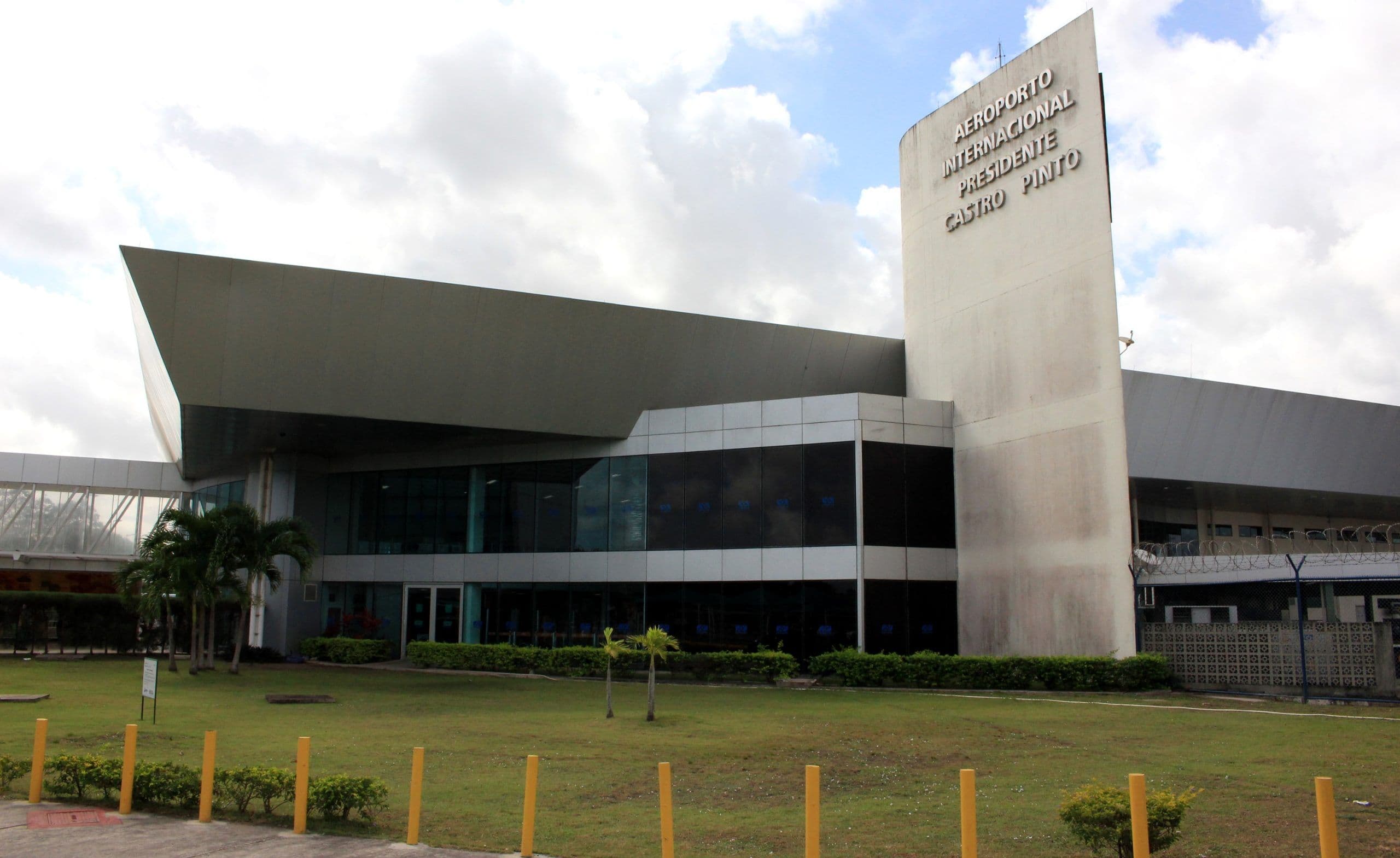 Ministro de Portos e Aeroportos participa de inauguração das obras do Aeroporto Castro Pinto esta semana