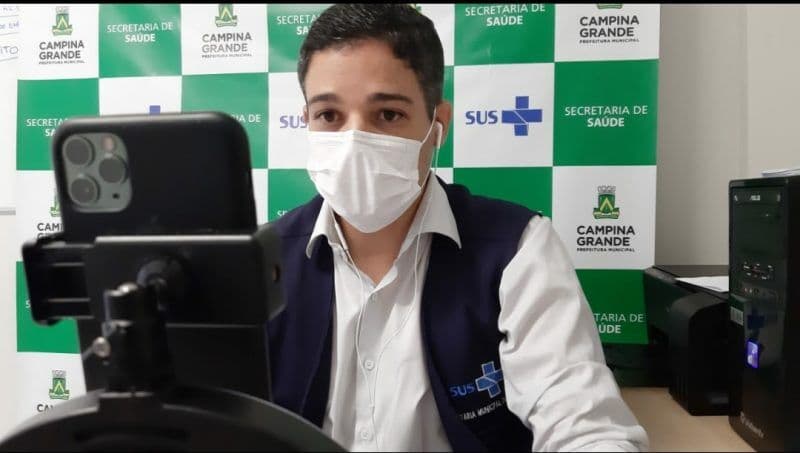 Secretaria de Saúde de Campina Grande rebate acusações de fura-filas da vacina e promete divulgar lista de vacinados