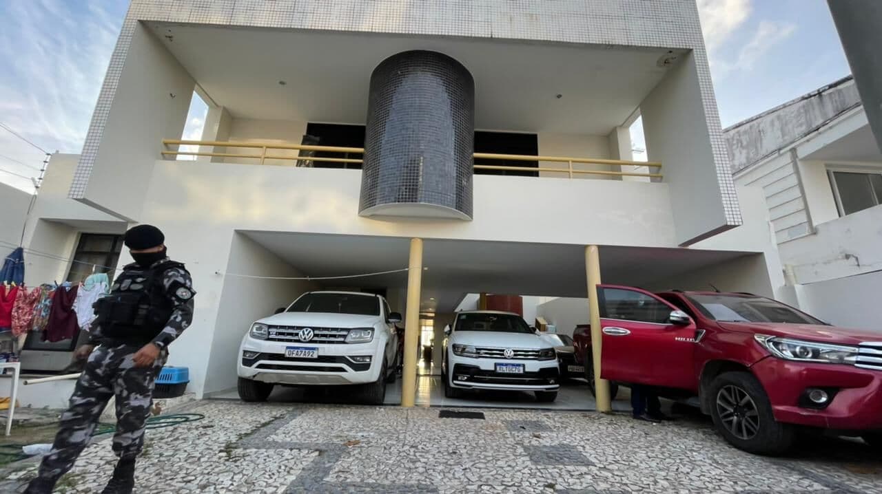 Operação Calvário cumpre três mandados de prisão e 26 mandados de busca e apreensão por fraudes estimadas em mais de R$ 2 bilhões na educação