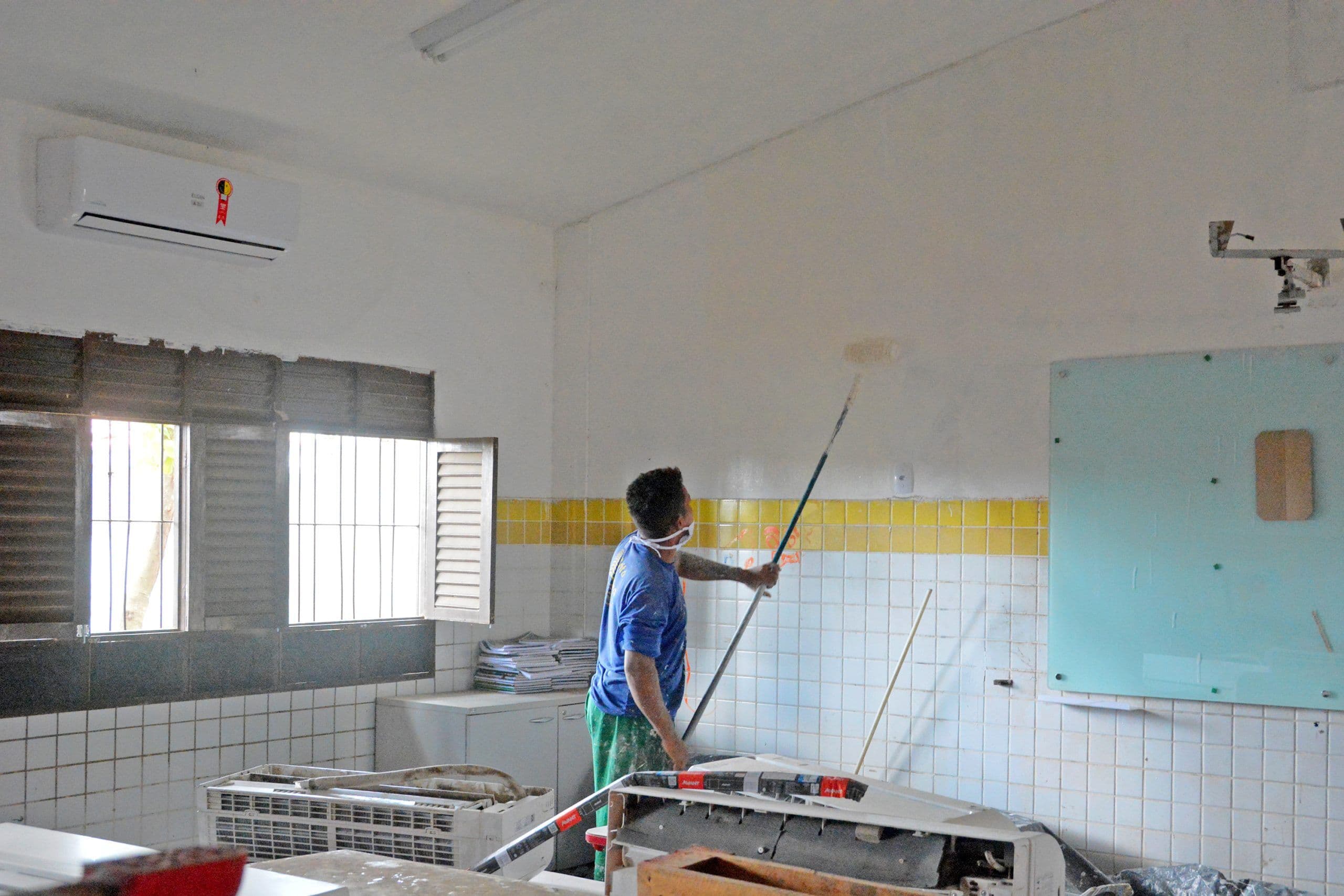 Quase metade das escolas municipais não têm condições de funcionar e serão reformadas em João Pessoa