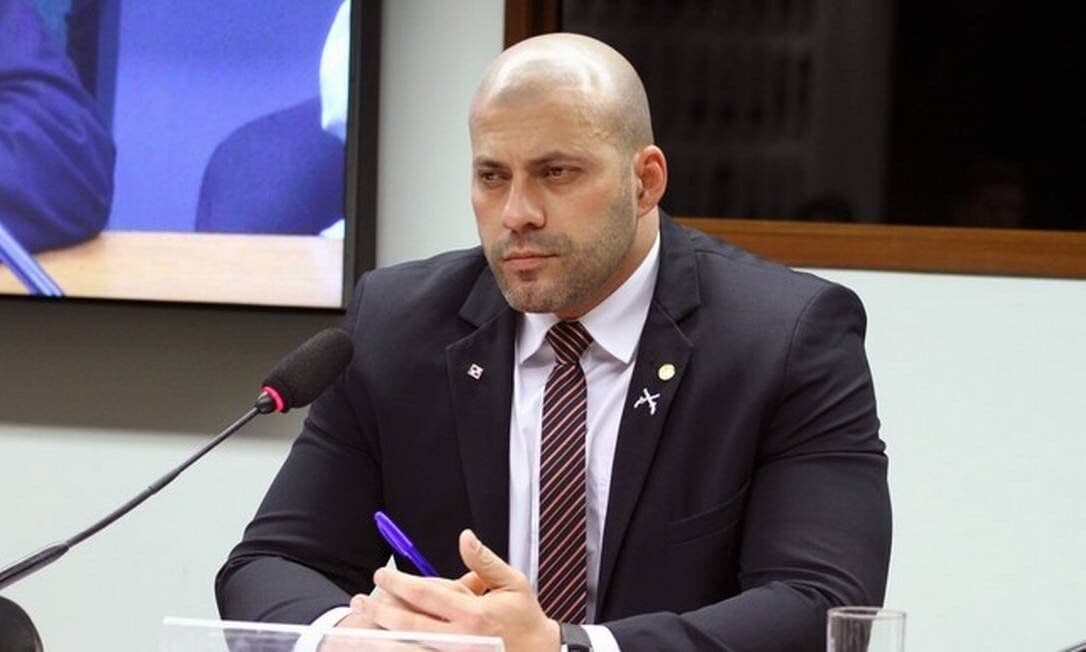 PSL diz que vai expulsar Daniel Silveira do partido