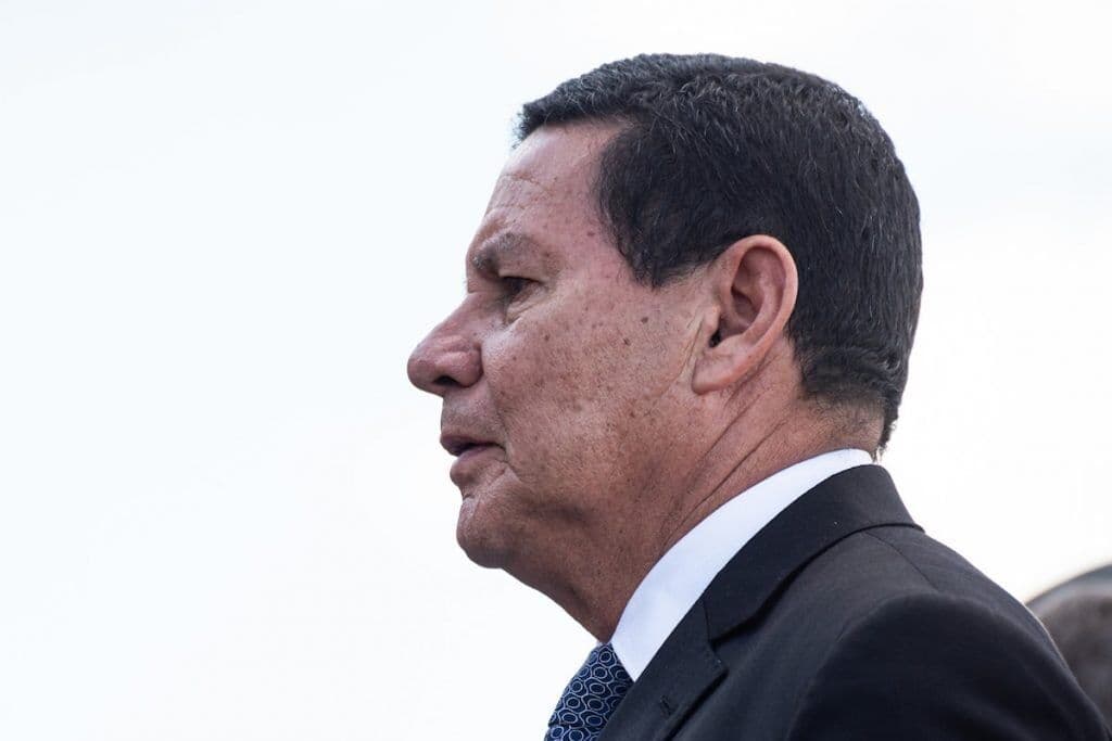 Petrobras tomou tombos no passado e voltou, diz Mourão