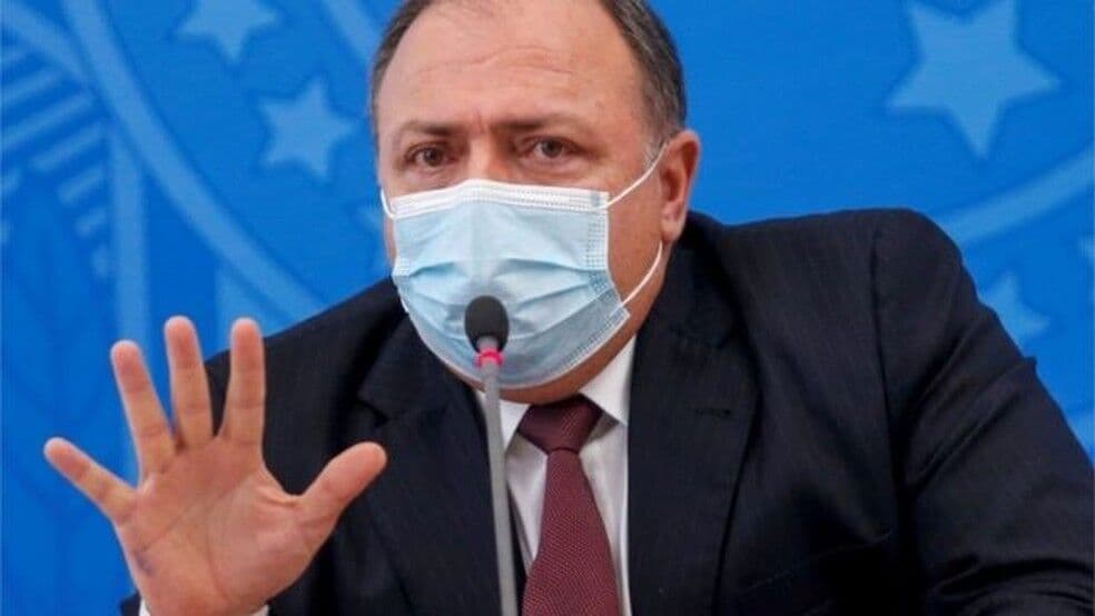 Pazuello diz que transferência é opção para UTIs lotadas, mas conselho de secretários alerta que 'todo mundo está no limite'