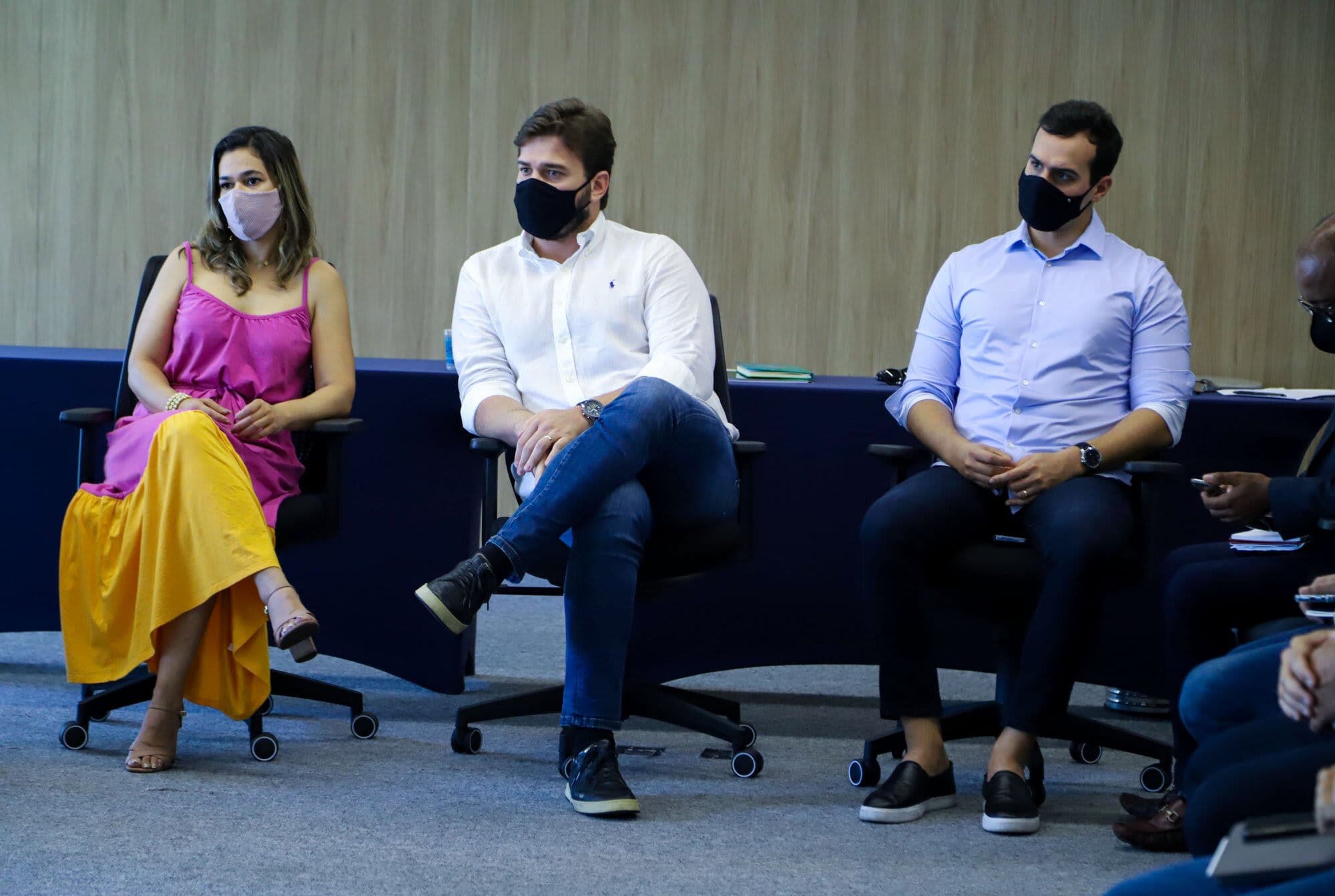 Campina Grande limita a 50% ocupação de templos nas celebrações religiosas e bares e restaurantes devem fechar às 23h