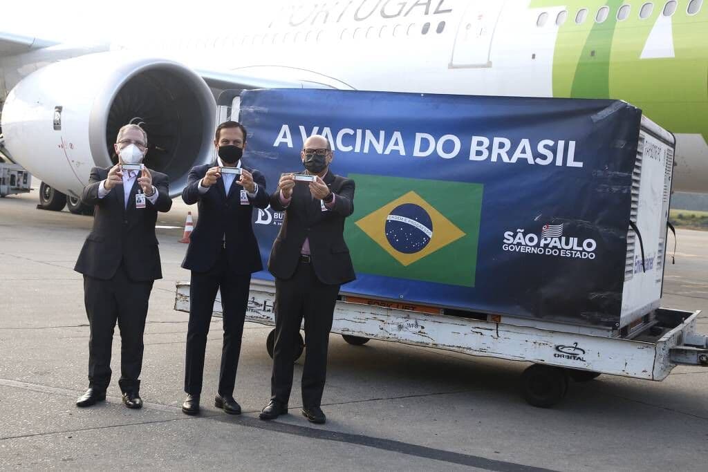 Butantan recebe matéria-prima para fabricação de 14 milhões de doses da Coronavac