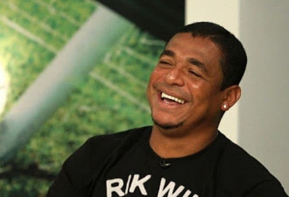 Polícia interrompe jogo organizado por Vampeta no interior da Bahia