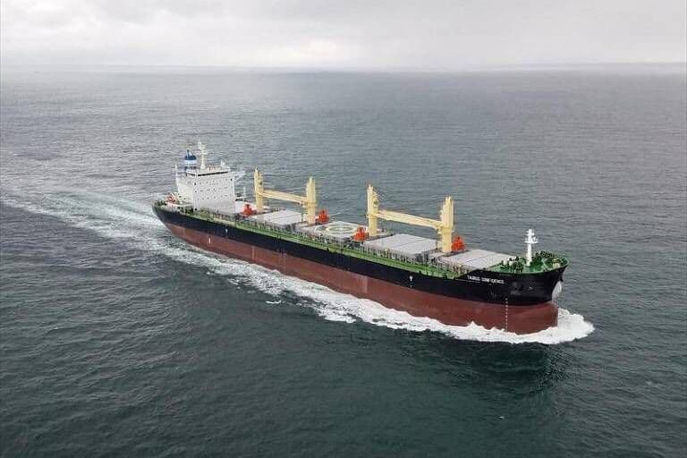 Navio vindo do Brasil com tripulação infectada põe Islândia em alerta