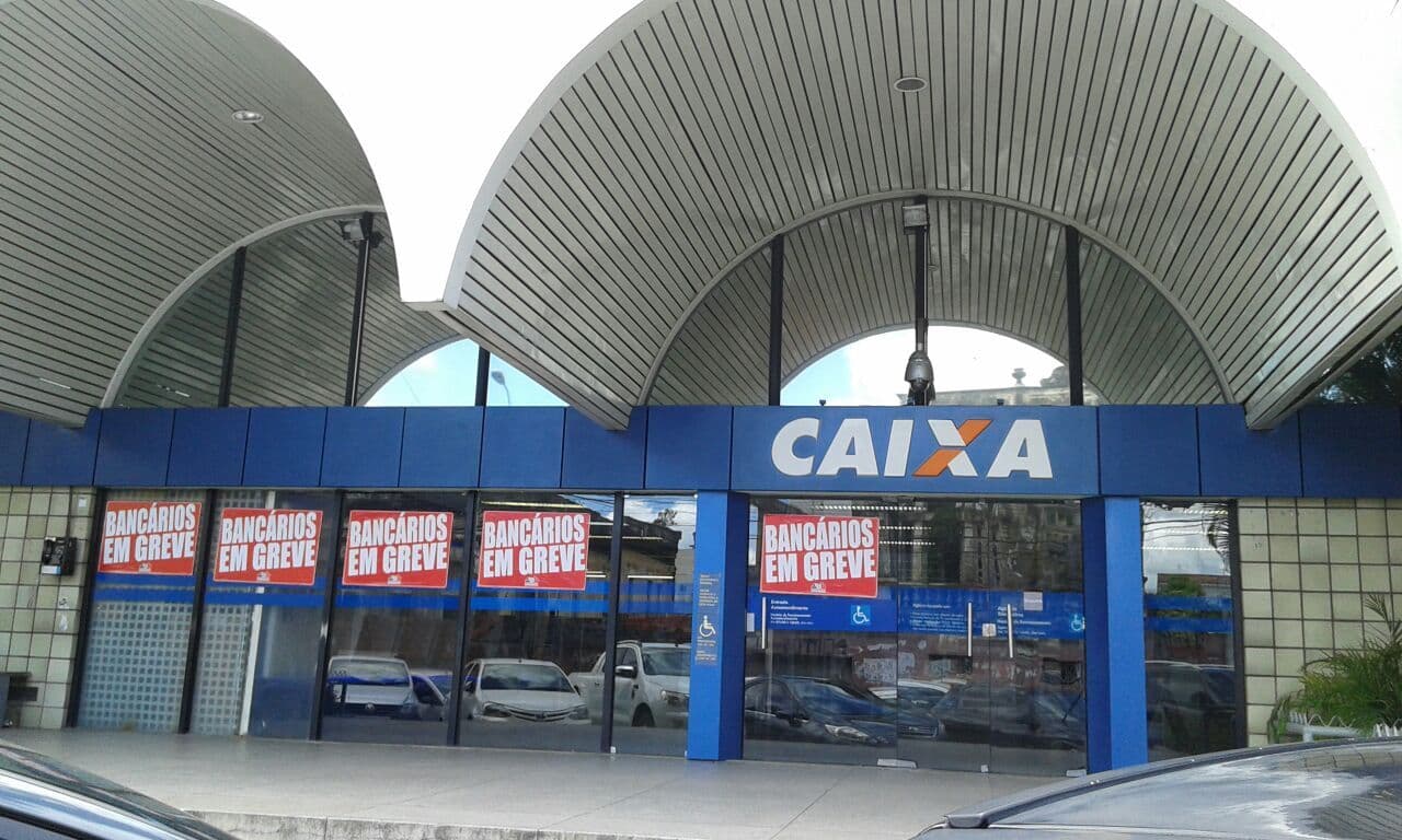 Funcionários da Caixa Econômica Federal farão greve de 24 horas nesta terça-feira na Paraíba