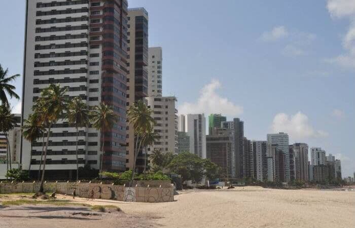 Adolescente é vítima de estupro coletivo na orla de Candeias, em Pernambuco