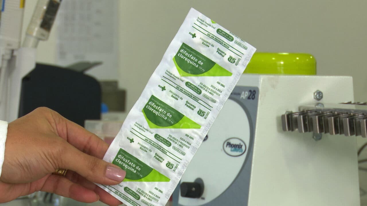 Ministério da Saúde divulga protocolo que libera no SUS uso de cloroquina até em casos leves de covid-19