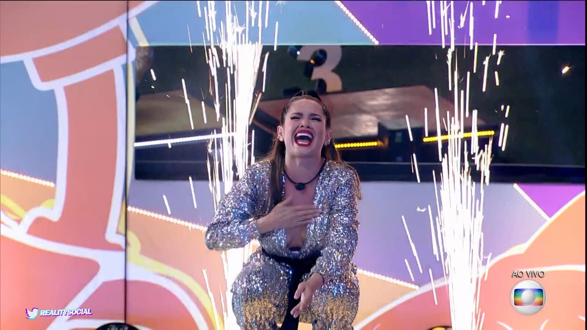 Paraibana Juliette Freire é a campeã do BBB 21 com 90,15% dos votos