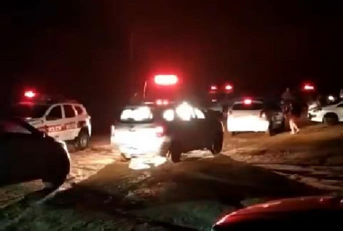 Polícia Militar encerra festa clandestina com 100 pessoas em João Pessoa