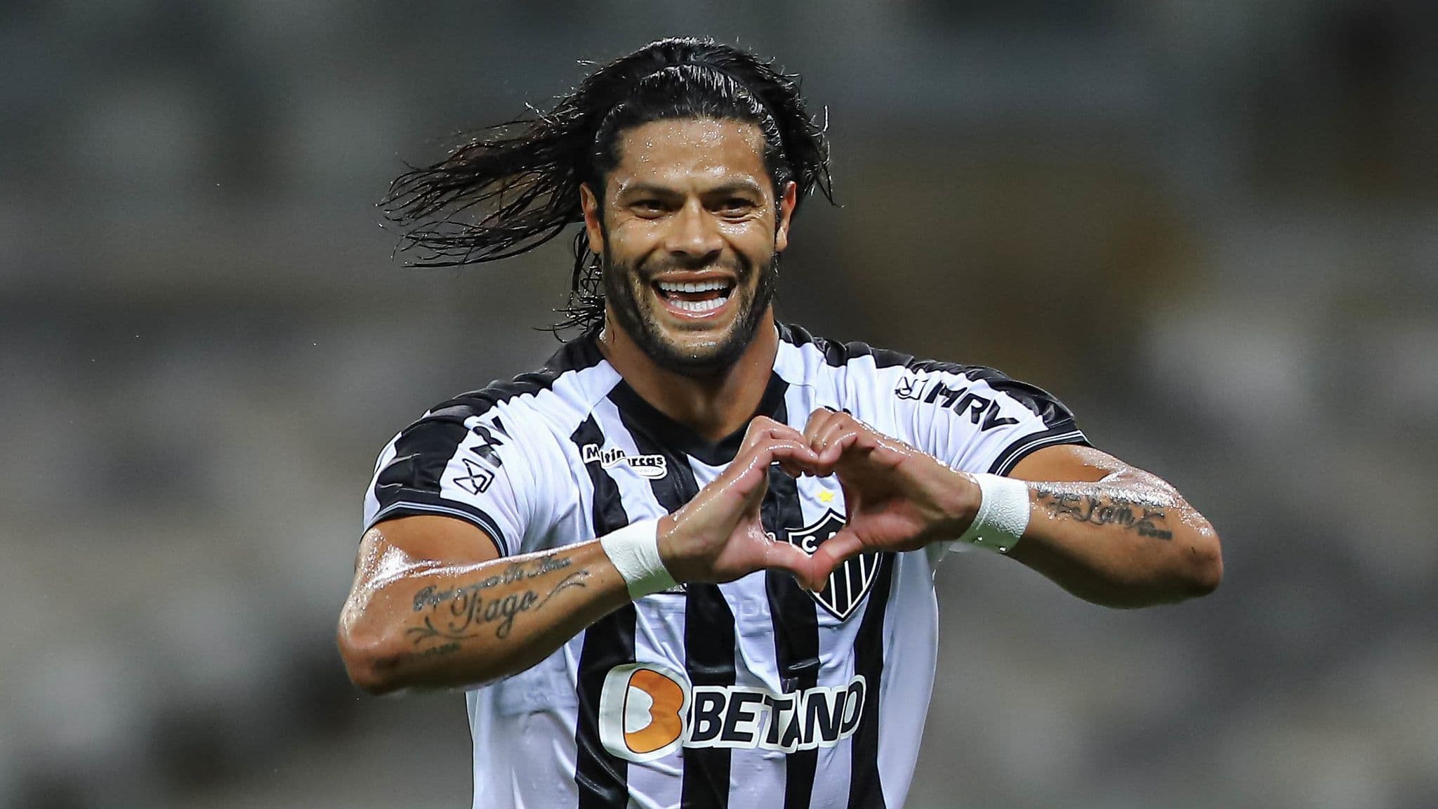 Feliz no Atlético-MG, Hulk é sincero, diz que se acha craque e explica por que não fechou com o Palmeiras