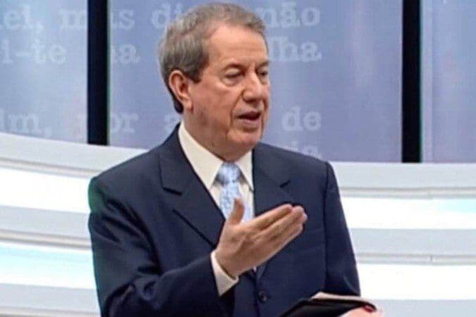 Missionário R.R Soares, que sugeriu água consagrada para cura contra o coronavírus, é internado com Covid-19