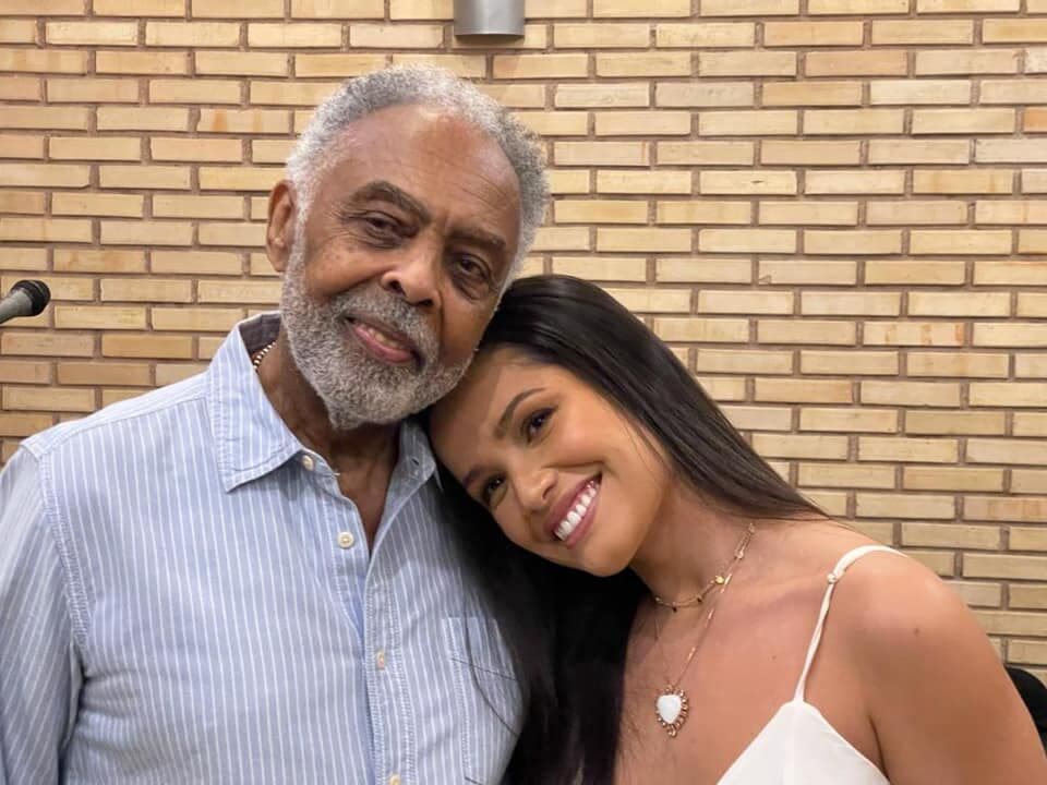 É hoje: Juliette participa de live junina de Gilberto Gil