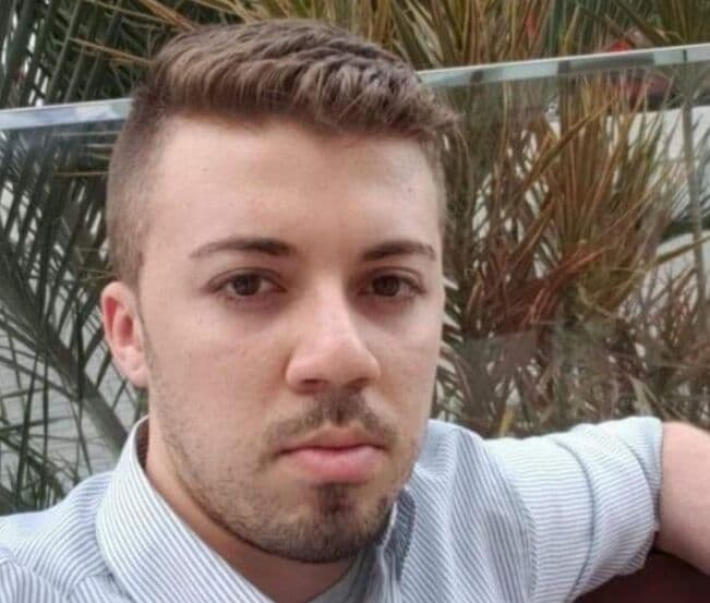 Joan se apresenta à polícia e confessa ter assassinado namorado em Campina Grande após descobrir traição