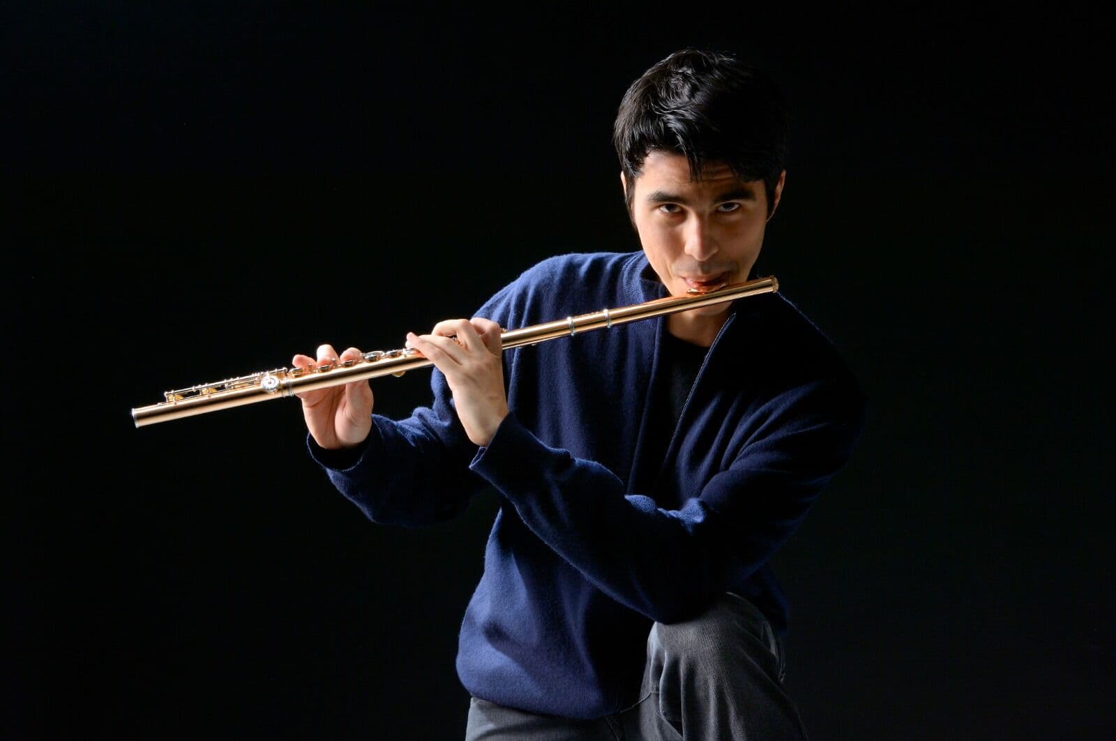 Programa ‘Concertos Sinfônicos Digitais’ tem como atração o flautista paraibano radicado na Alemanha, Vitor Diniz