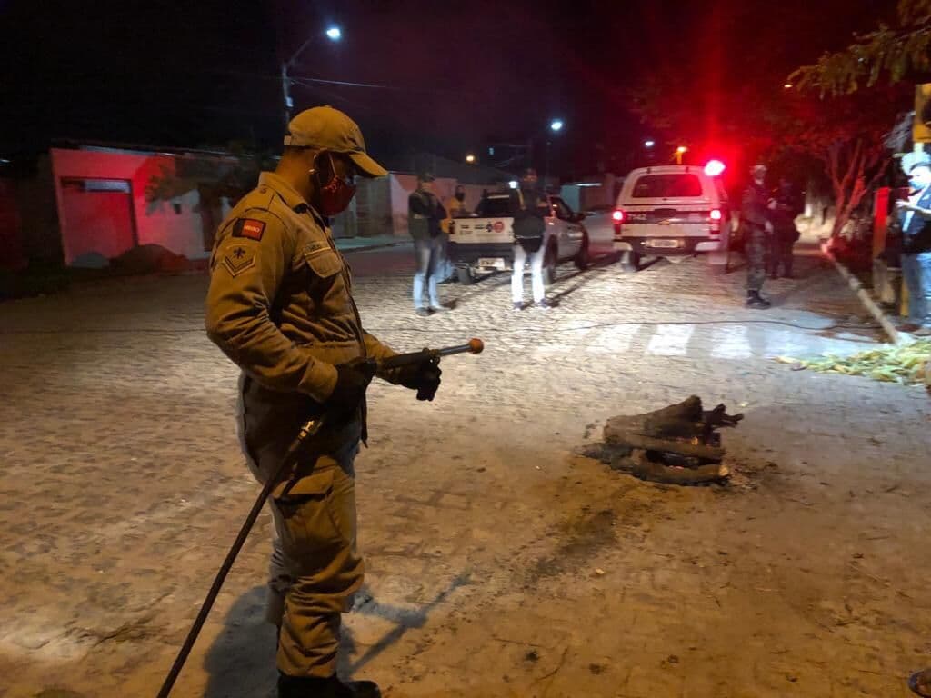 Operação da Polícia apaga 102 fogueiras e aplica multas de mais de R$ 1,5 mil durante o São João na Paraíba