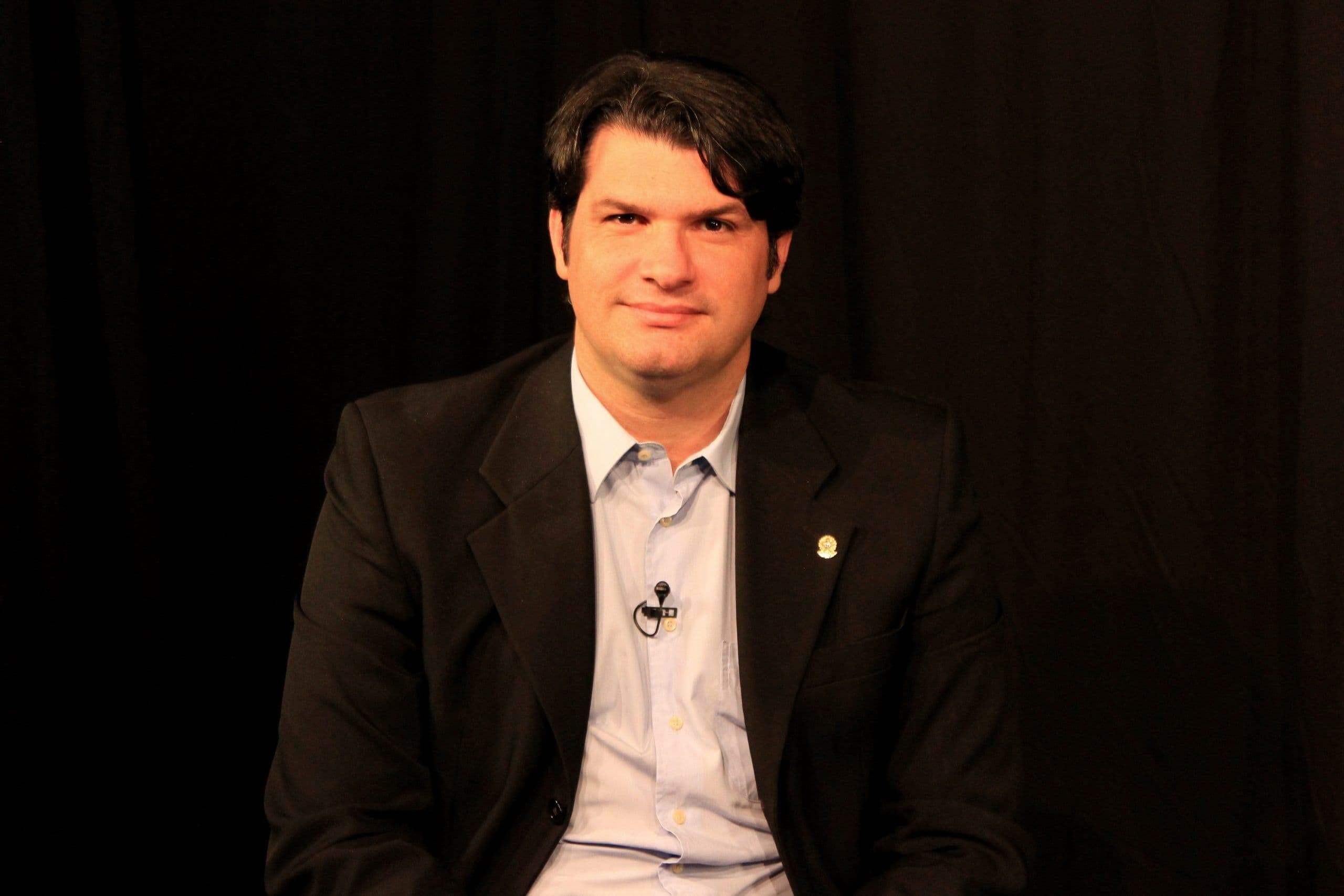 Leo Bezerra diz que Luciano Cartaxo perdeu a vergonha na cara e cometeu gafe