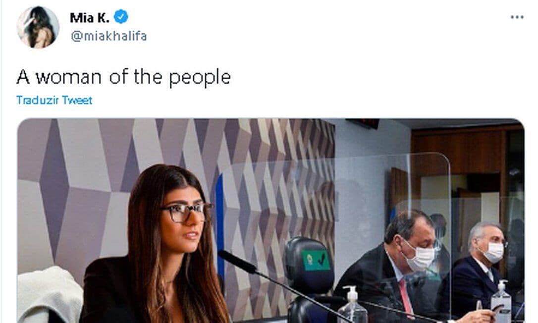 Ex-atriz pornô Mia Khalifa manda mensagem para Randolfe Rodrigues: 'Vocês estão em uma crise... Estou a caminho'