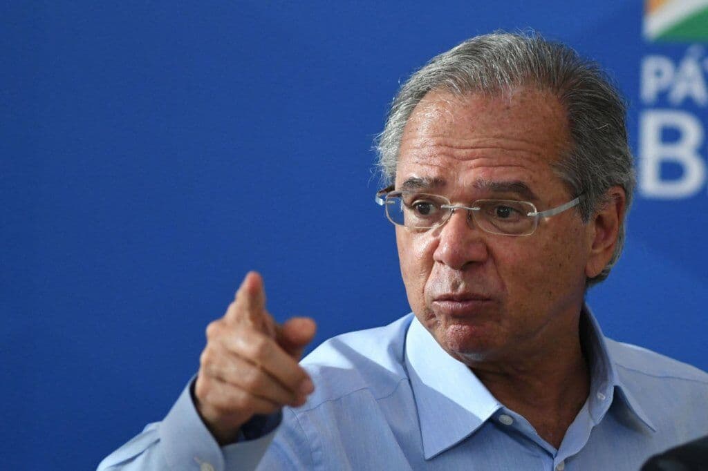 'Devo, não nego; pagarei assim que puder', diz Guedes sobre precatórios