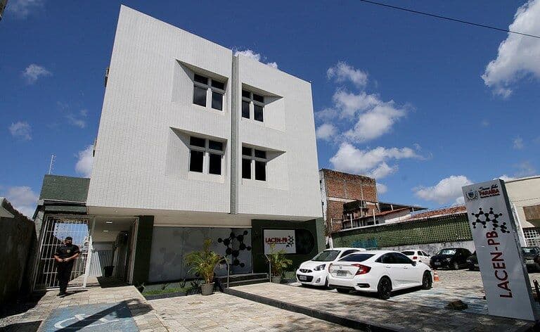 Lacen-PB realizará sequenciamento genético da Covid-19 e amostras não precisarão ser enviadas para fora do Estado