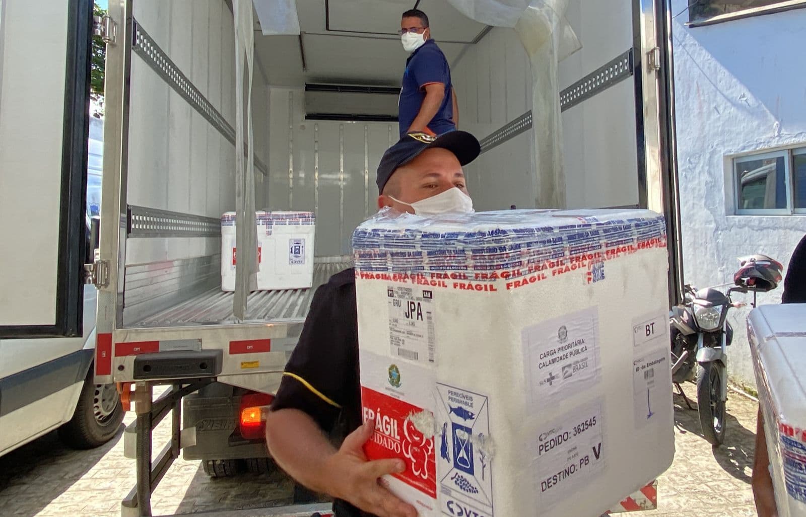 Com 70% da população adulta vacinada com pelo menos uma dose, Paraíba distribui mais 61.430 doses neste sábado