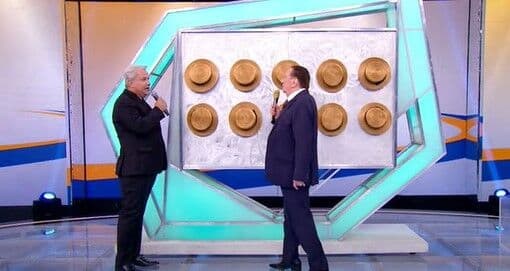 Sikêra Jr. participa do ‘Programa do Raul Gil’ e não tira o chapéu pra ninguém