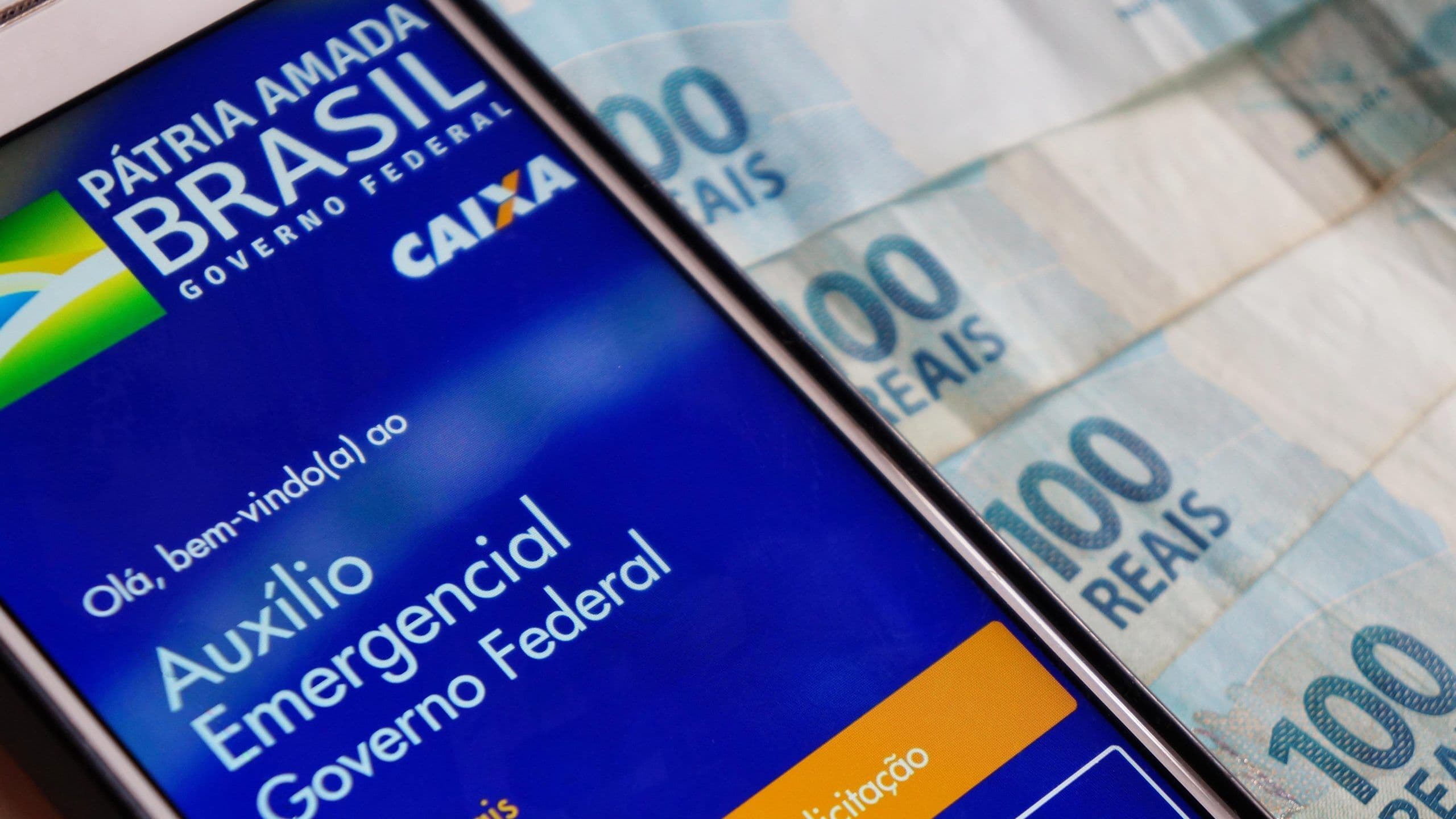 Nascidos em novembro recebem a 5ª parcela do auxílio emergencial neste domingo