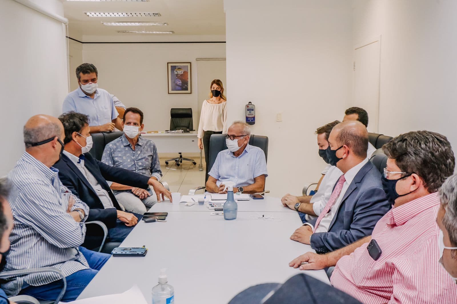 Prefeito recebe presidente da CBA e planeja realização de corridas de carro em João Pessoa