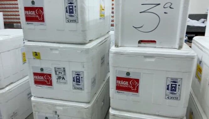 Quase 70 mil doses de vacinas contra Covid-19 chegam à Paraíba nesta segunda e quarta-feira