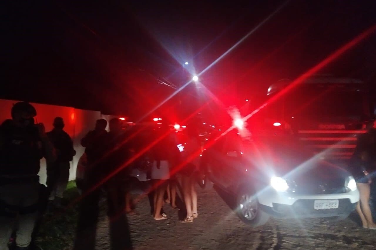 Festa clandestina com cerca de 200 pessoas em João Pessoa é encerrada pela Vigilância Sanitária