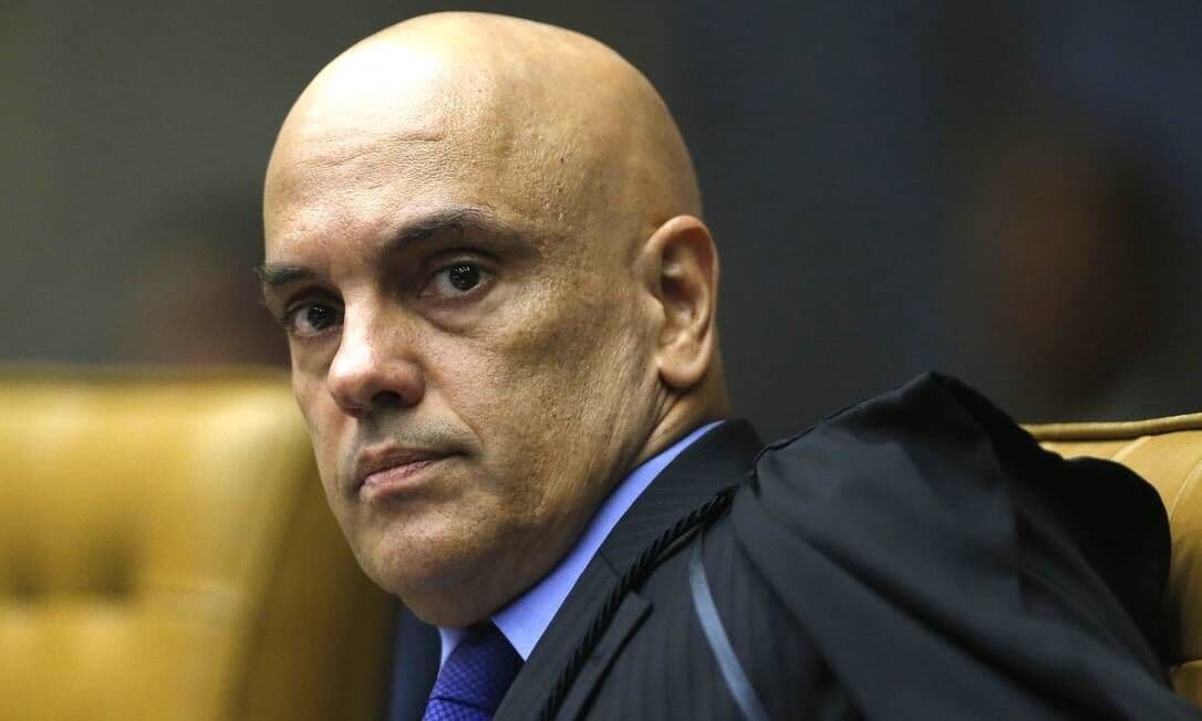 Moraes, do STF, determina bloqueio de conta de bolsonarista em rede social