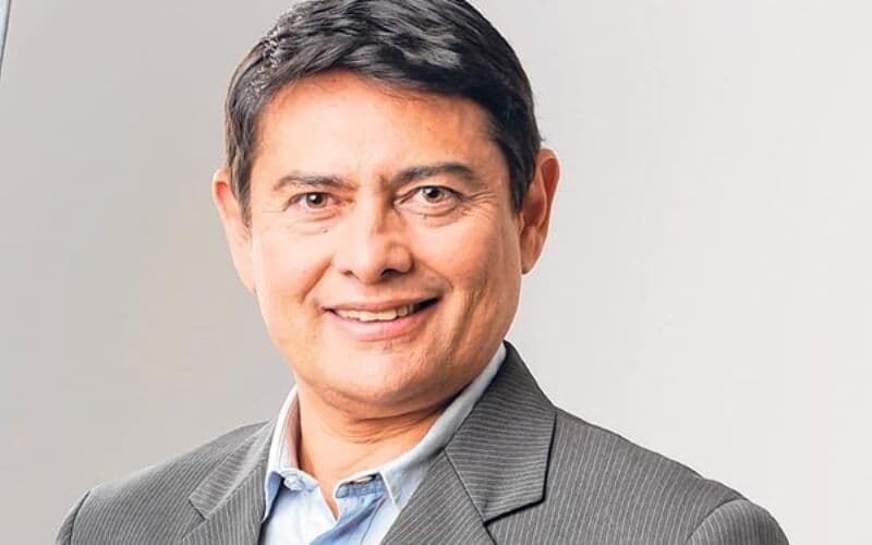 Jornalista e escritor Helder Moura é o novo imortal da Associação Paraibana de Letras